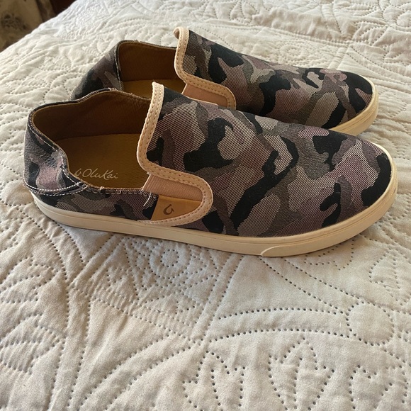 Olukai Pehuea Pa'i Womens Soft Pink/Ke Au Camo Slip-on Shoe Loafer - Picture 5 of 6